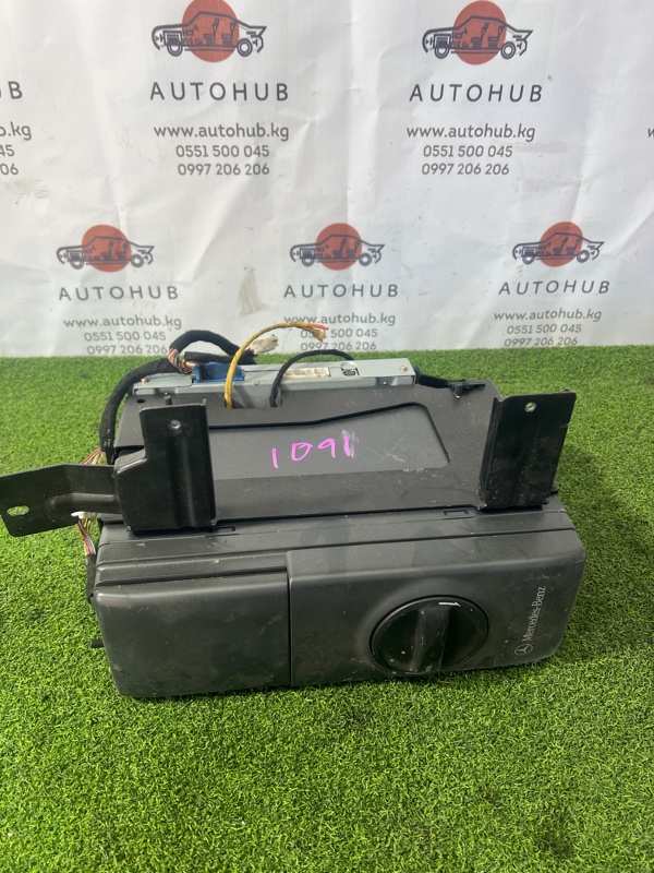 cd changer - Mercedes-Benz E-CLASS
