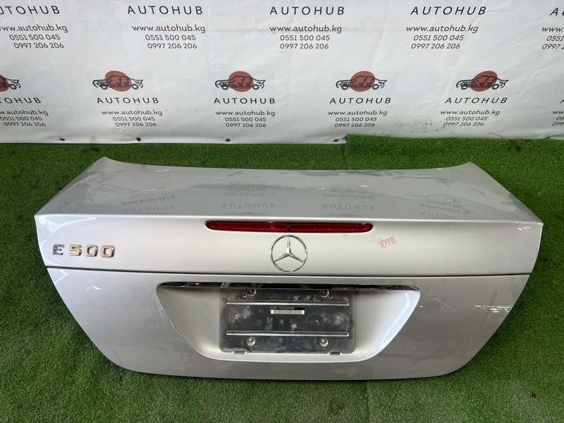 крышка багажника - Mercedes-Benz E-CLASS