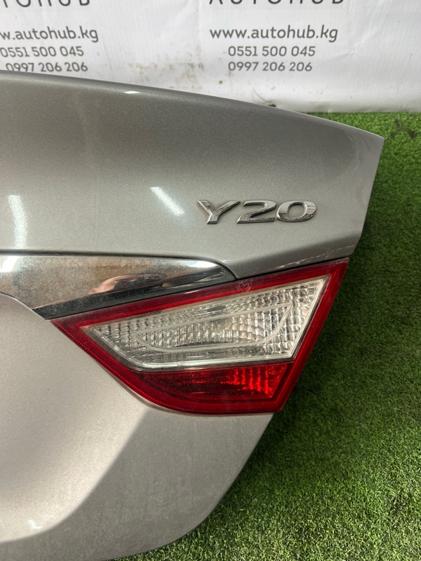 Фонарь крышки багажника - Hyundai Sonata