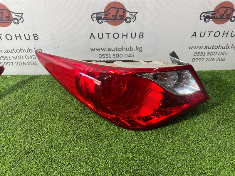 фонарь заднего хода - Hyundai Sonata