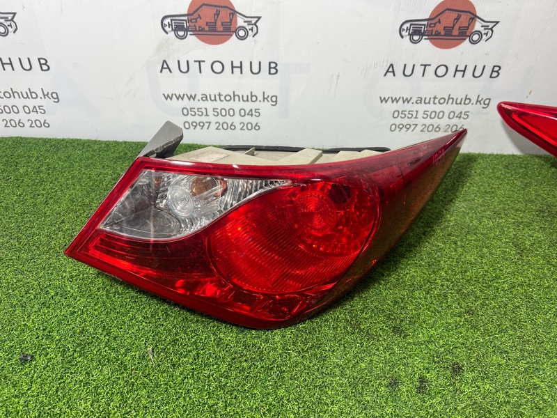 фонарь заднего хода - Hyundai Sonata