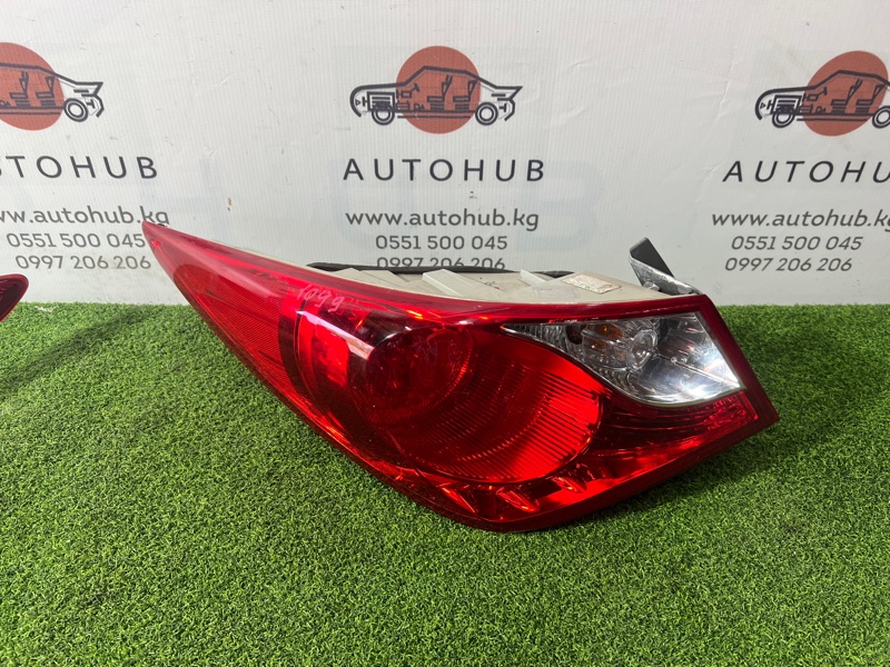 фонарь заднего хода - Hyundai Sonata