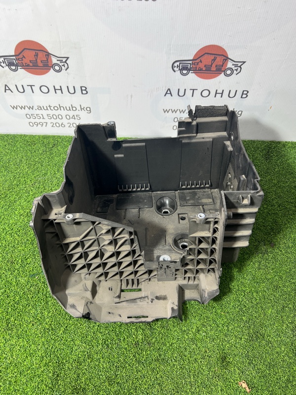 Поддон под аккумулятор - Kia carnival