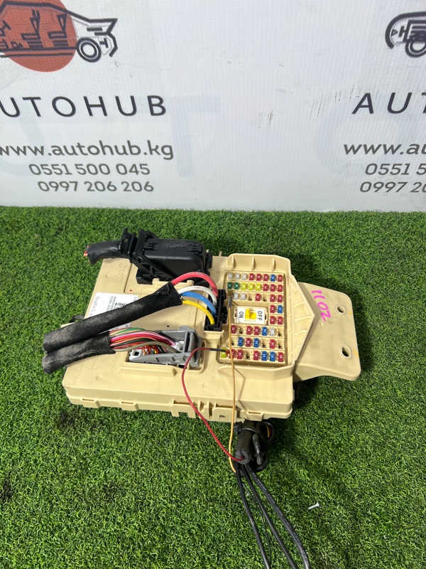 блок предохранителей - Kia K5