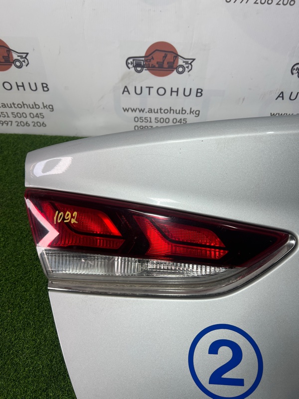 Фонарь крышки багажника - Hyundai Sonata