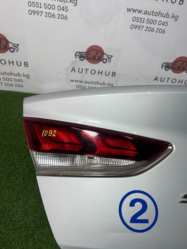 Фонарь крышки багажника - Hyundai Sonata