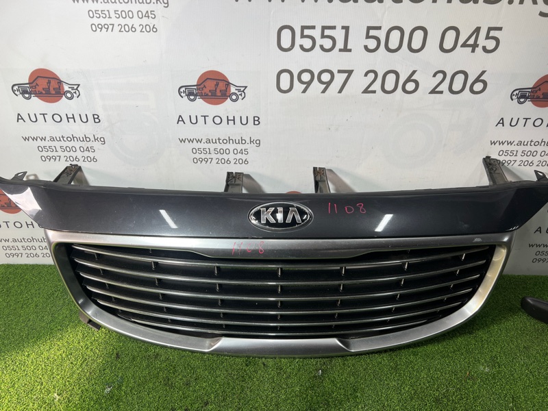 решетка радиатора - Kia carnival