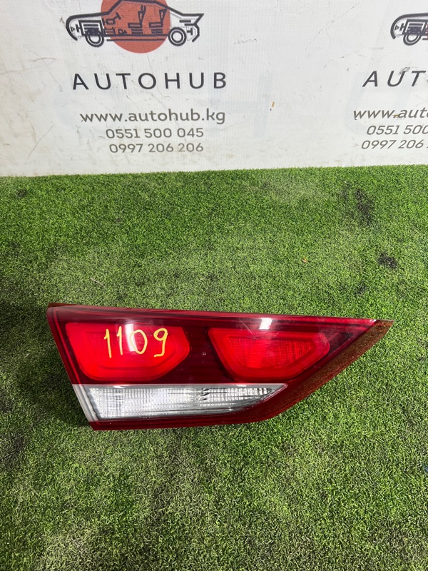 Фонарь крышки багажника - Hyundai Avante