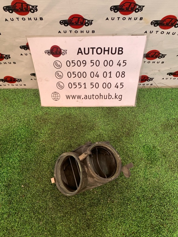 воздуховод - Mercedes-Benz E-CLASS