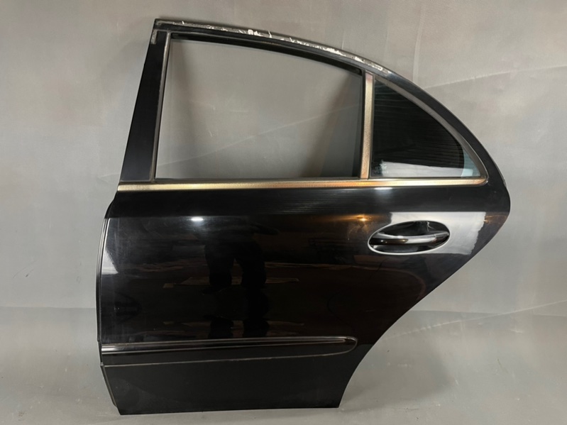 дверь - Mercedes-Benz E-Class