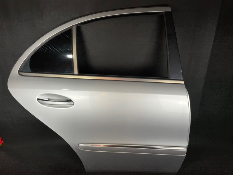 дверь - Mercedes-Benz Е-class