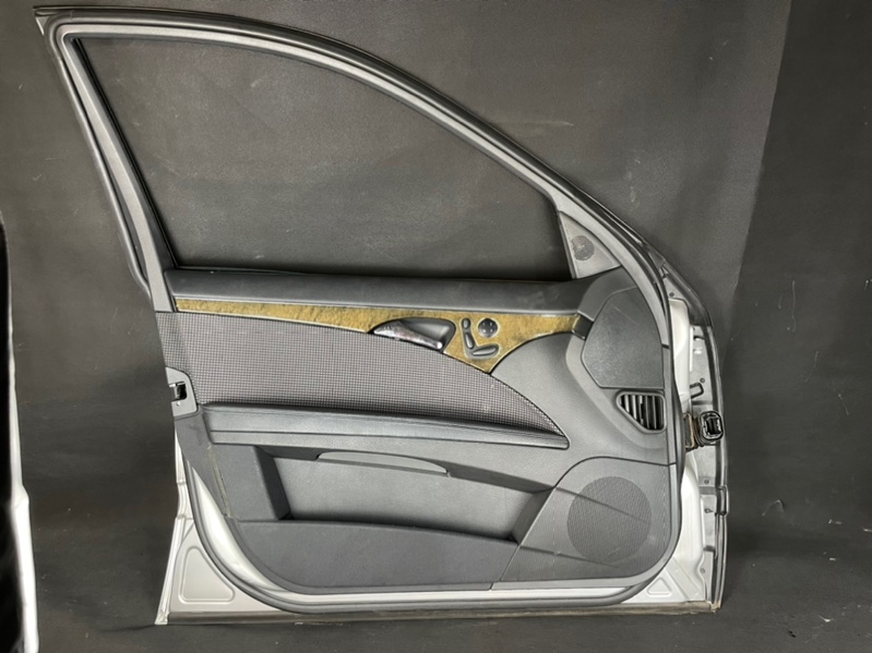 дверь - Mercedes-Benz Е-class