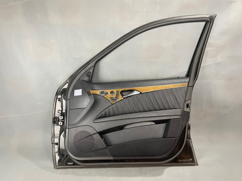 дверь - Mercedes-Benz E-Class