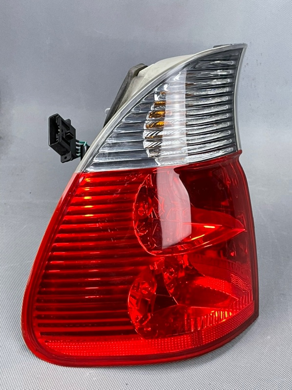 задний фонарь - BMW X5