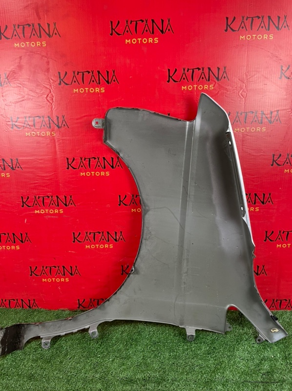 крыло - HONDA STEP WGN