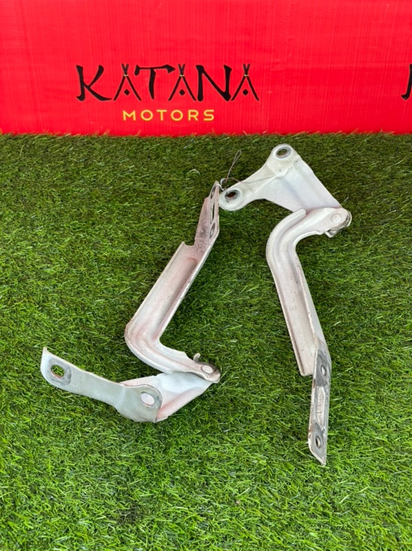петля капота - HONDA STEP WGN