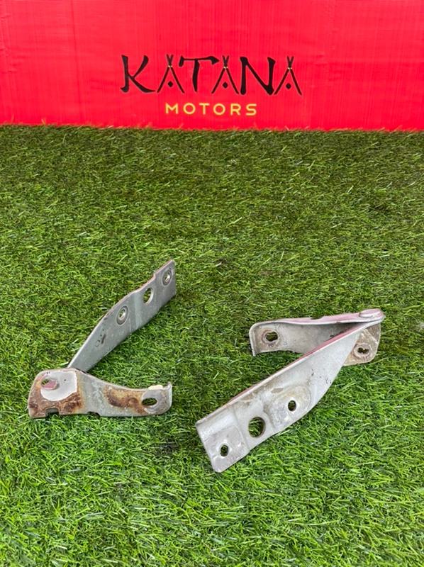 петля капота - HONDA TORNEO