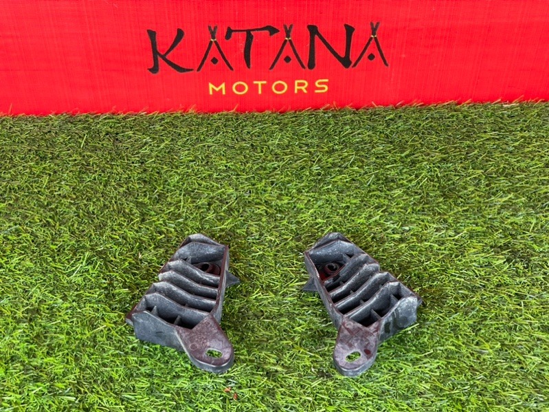 салазка - Toyota HARRIER