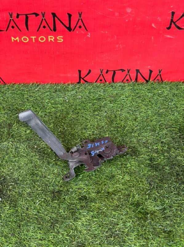 замок капота - Toyota GAIA