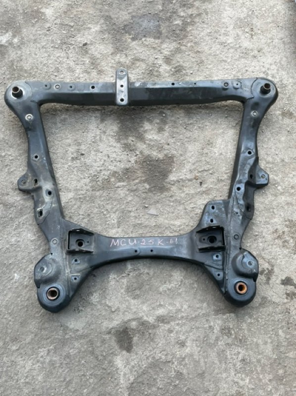 балка - TOYOTA KLUGER