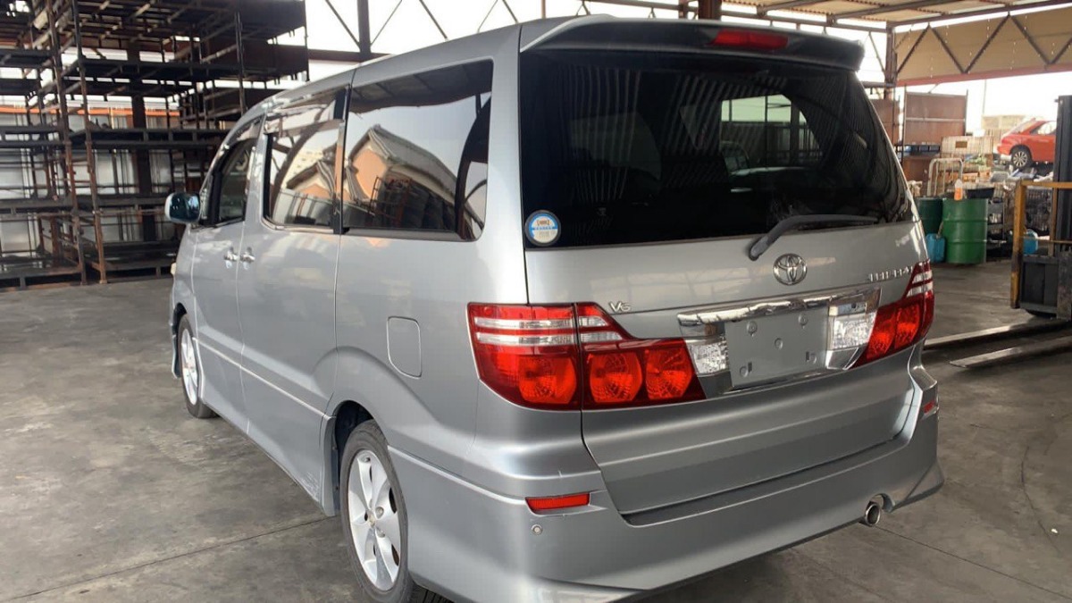 крышка багажника - TOYOTA ALPHARD