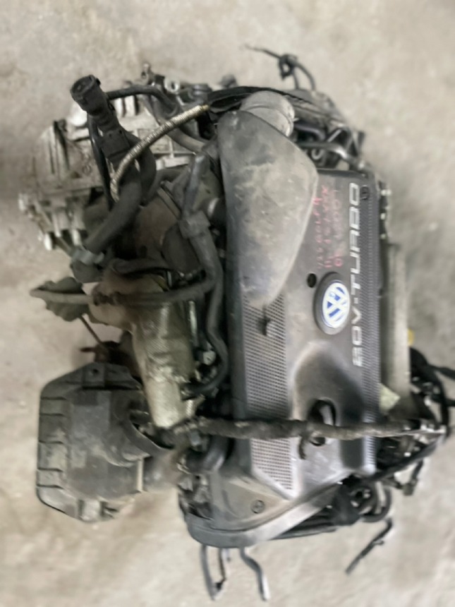 двигатель в сборе - VOLKSWAGEN Golf 4