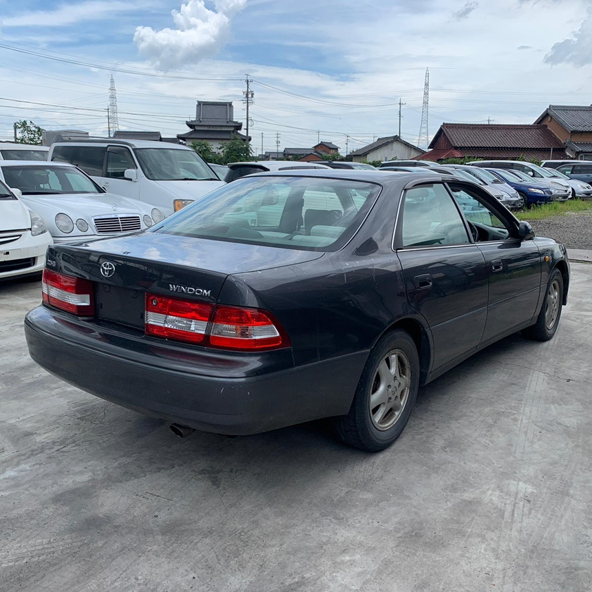 крыло - TOYOTA WINDOM