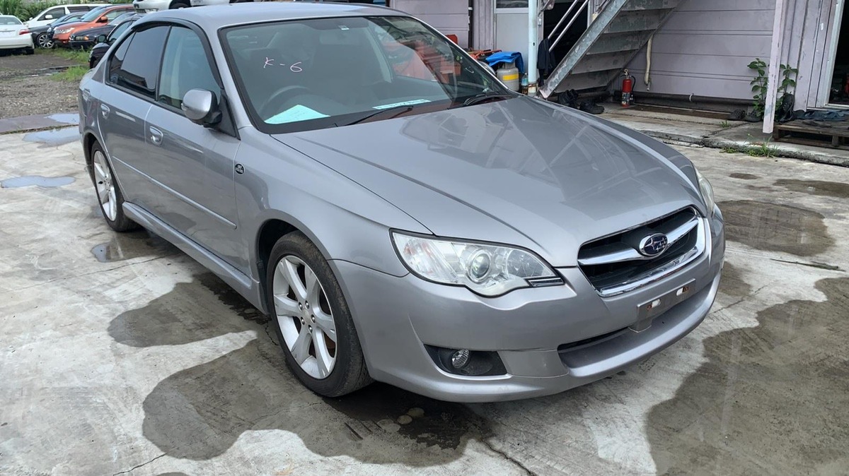капот - SUBARU Legacy