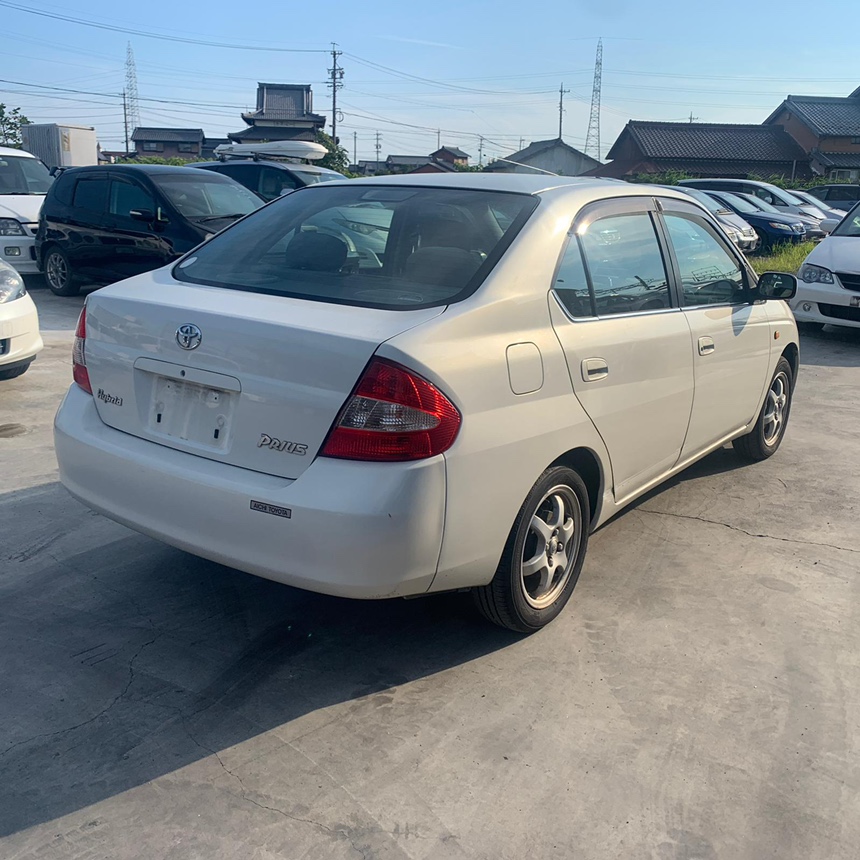 крышка багажника - TOYOTA PRIUS