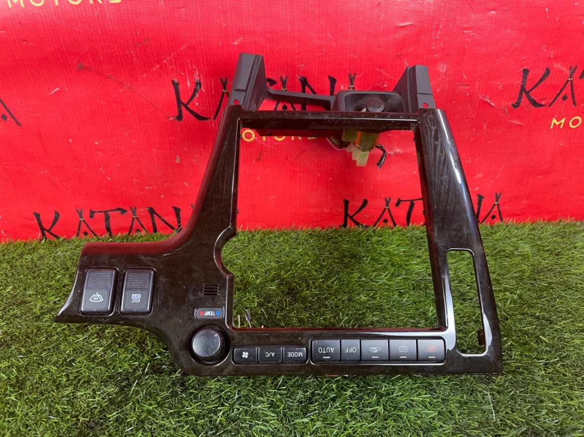 блок управления климат-контролем - SUBARU Lancaster