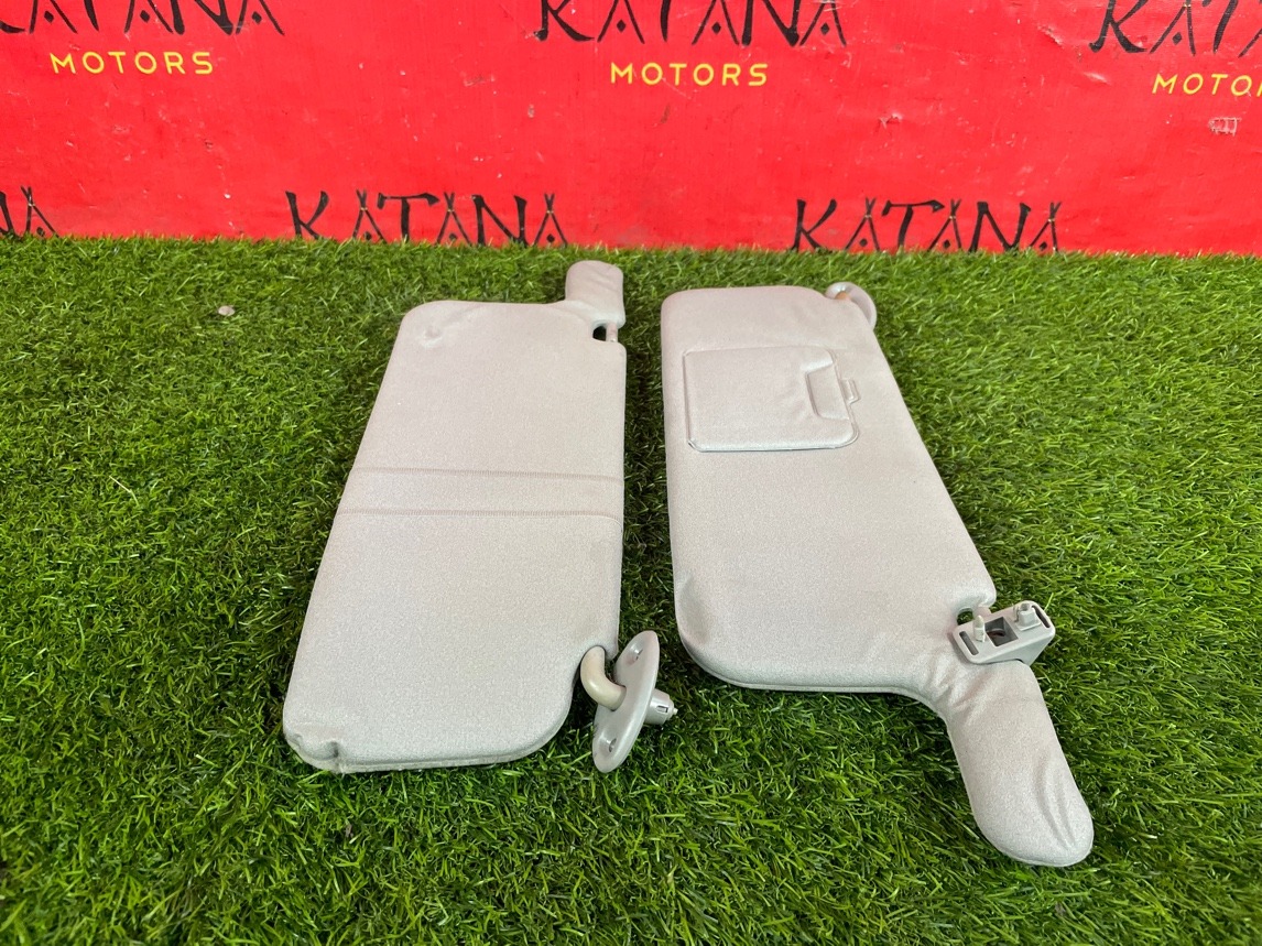 козырек солнцезащитный - TOYOTA Karina