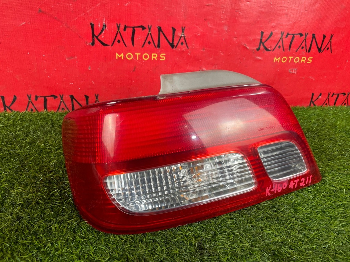 задний фонарь - TOYOTA Karina
