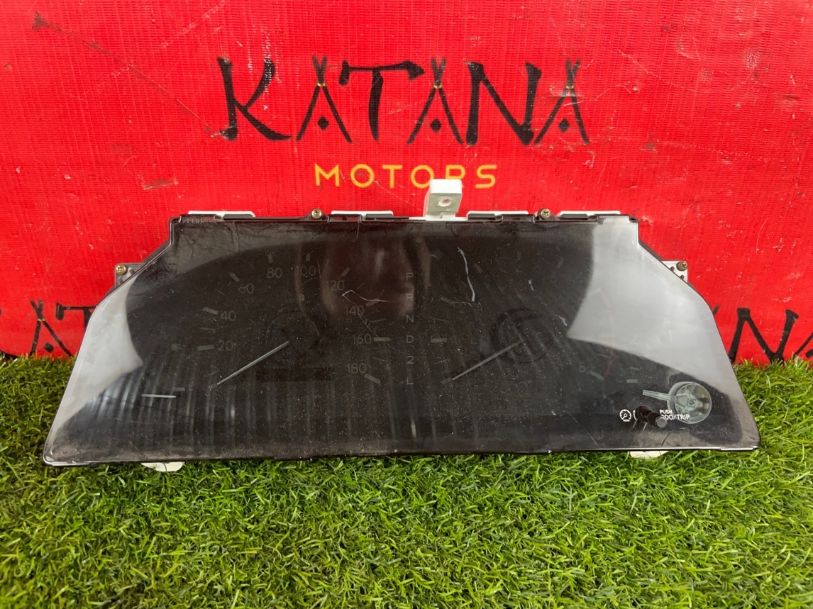 щиток приборов - TOYOTA Karina