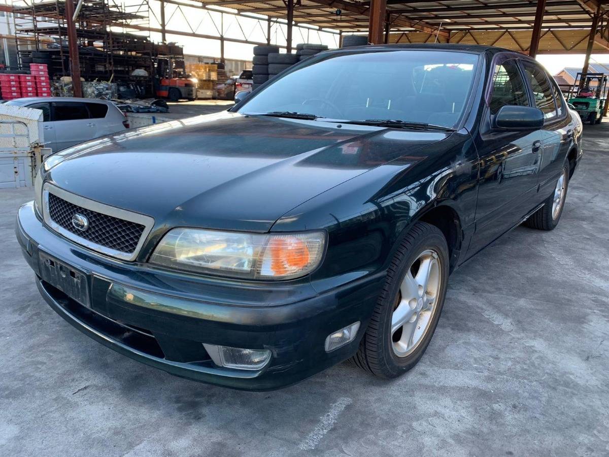 решетка радиатора - NISSAN CEFIRO