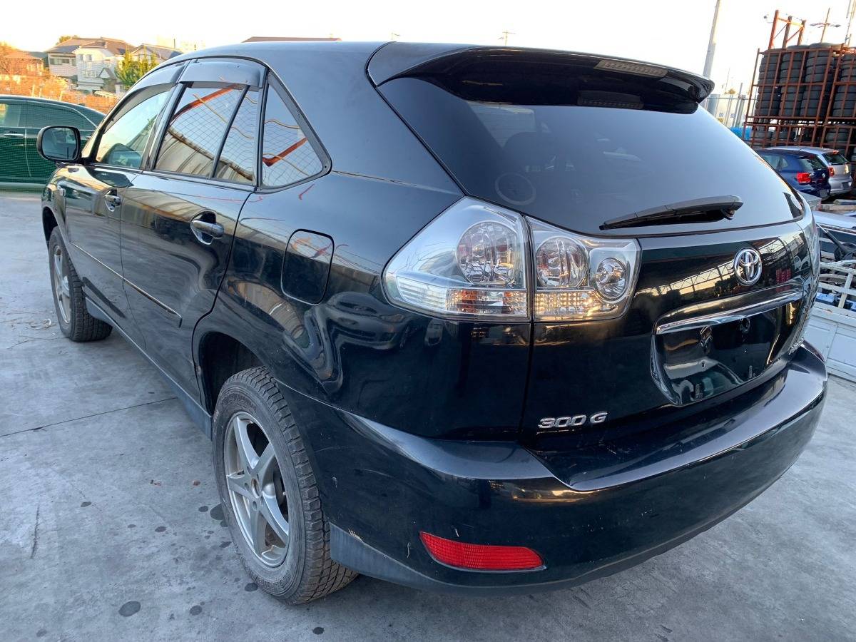 глухое стекло - Toyota HARRIER