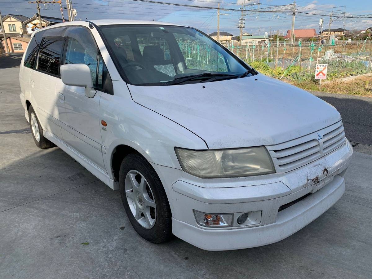 стекло - MITSUBISHI Chariot