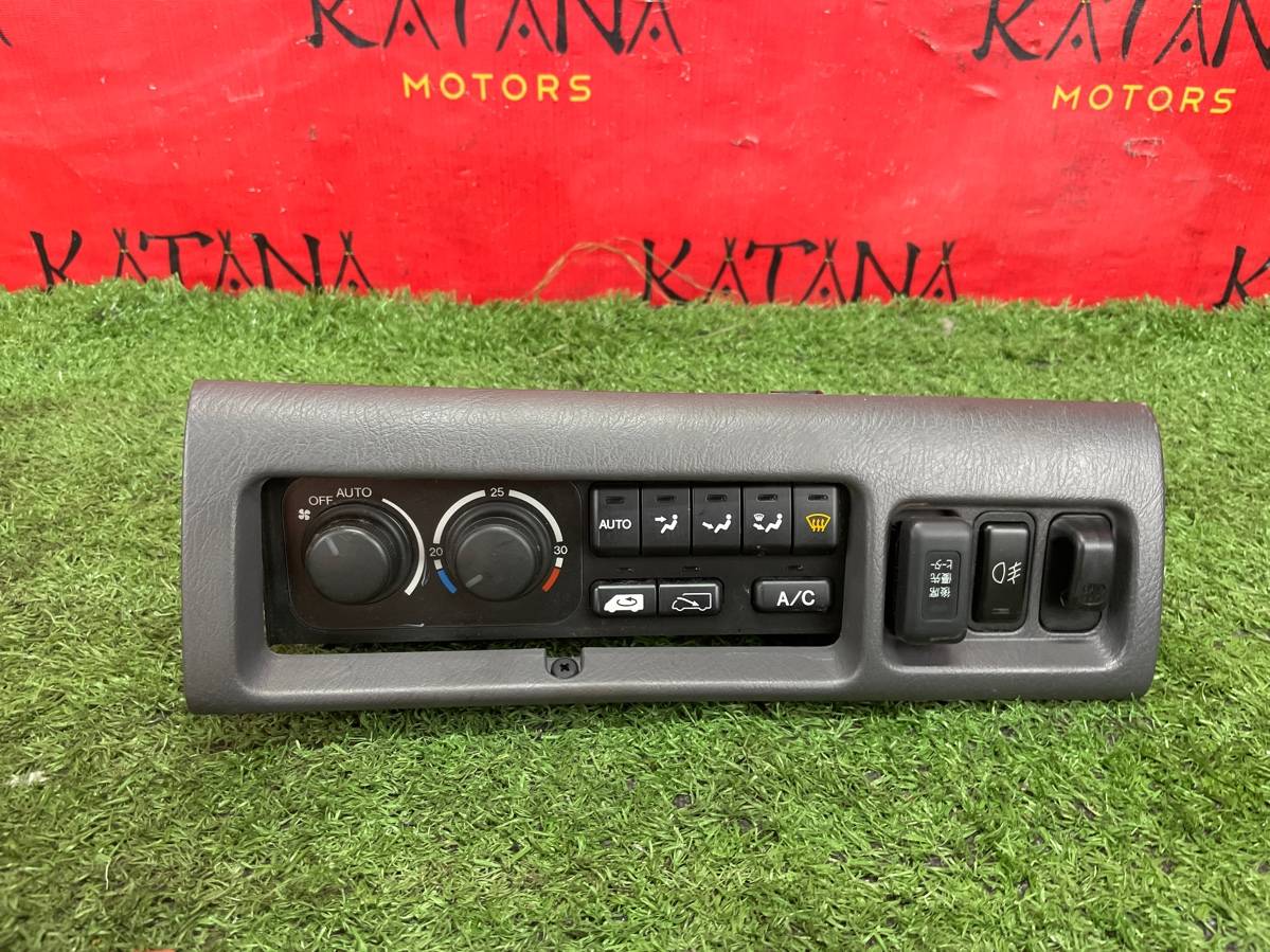 блок управления климат-контролем - HONDA STEP WGN