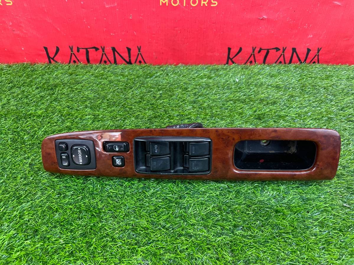 Кнопка стеклоподъемника - Toyota CAMRY