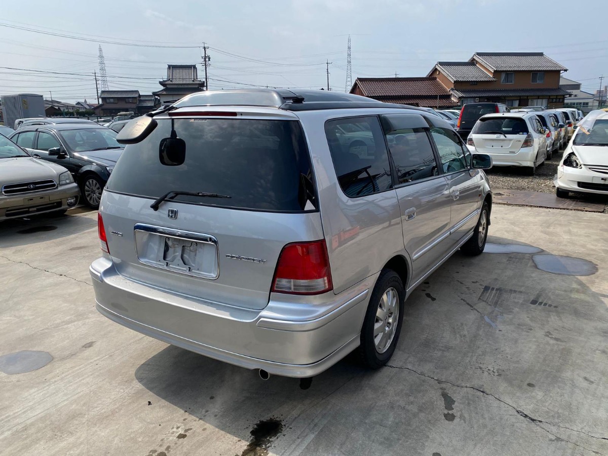 задний фонарь - HONDA ODYSSEY