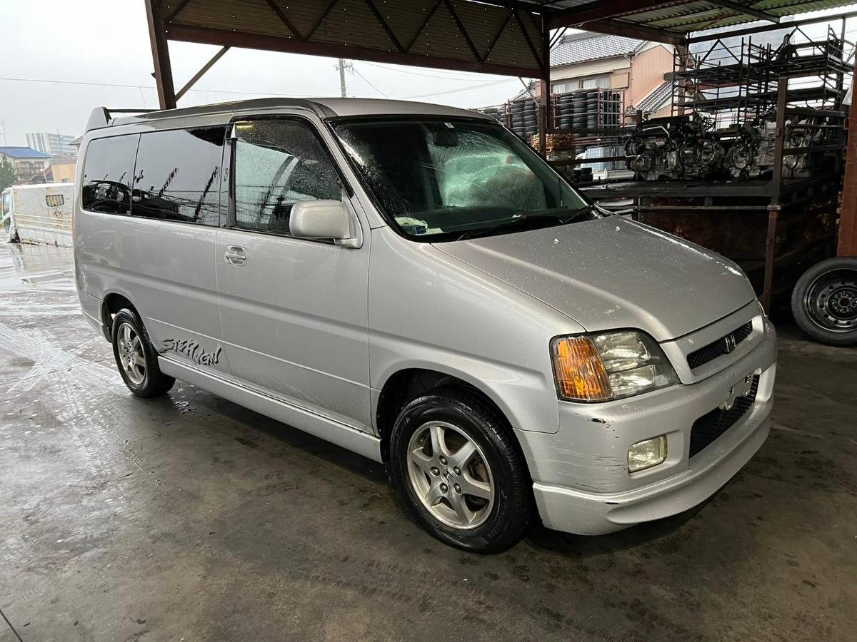крыло - HONDA STEP WGN