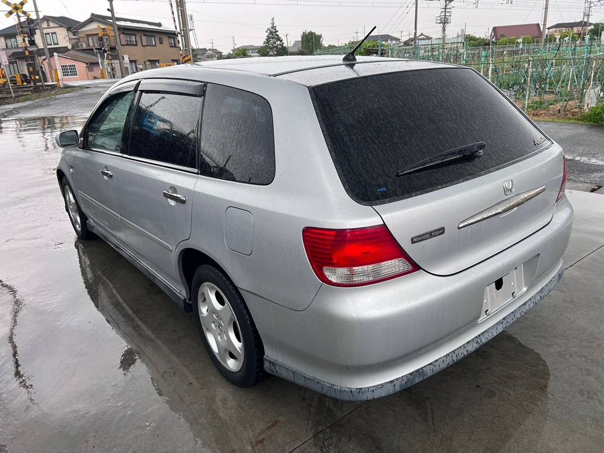 задний фонарь - HONDA Avancier