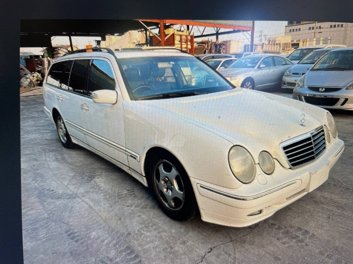 капот - Mercedes-Benz E-Class