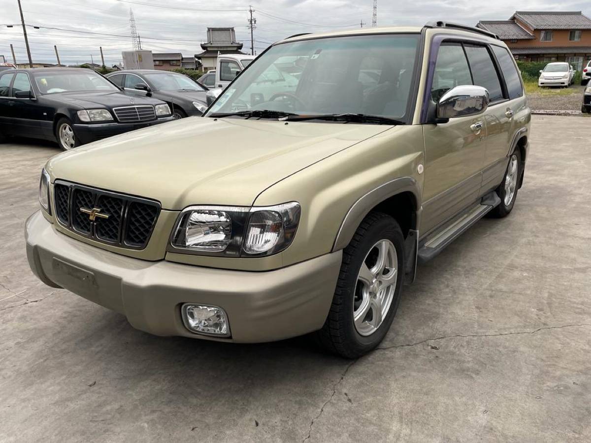 бампер - SUBARU FORESTER