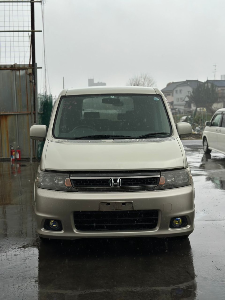 капот - HONDA STEP WGN