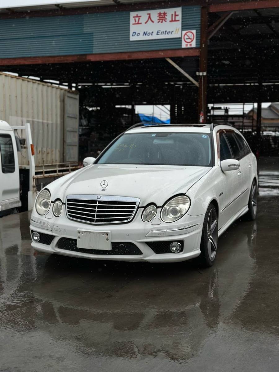 капот - Mercedes-Benz E-Class