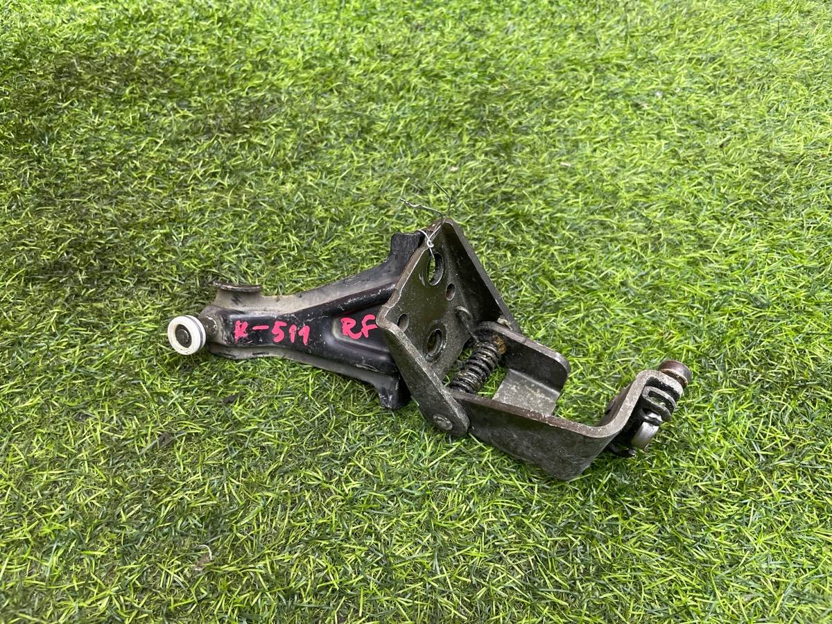 ролик выдвижной двери - HONDA STEP WGN