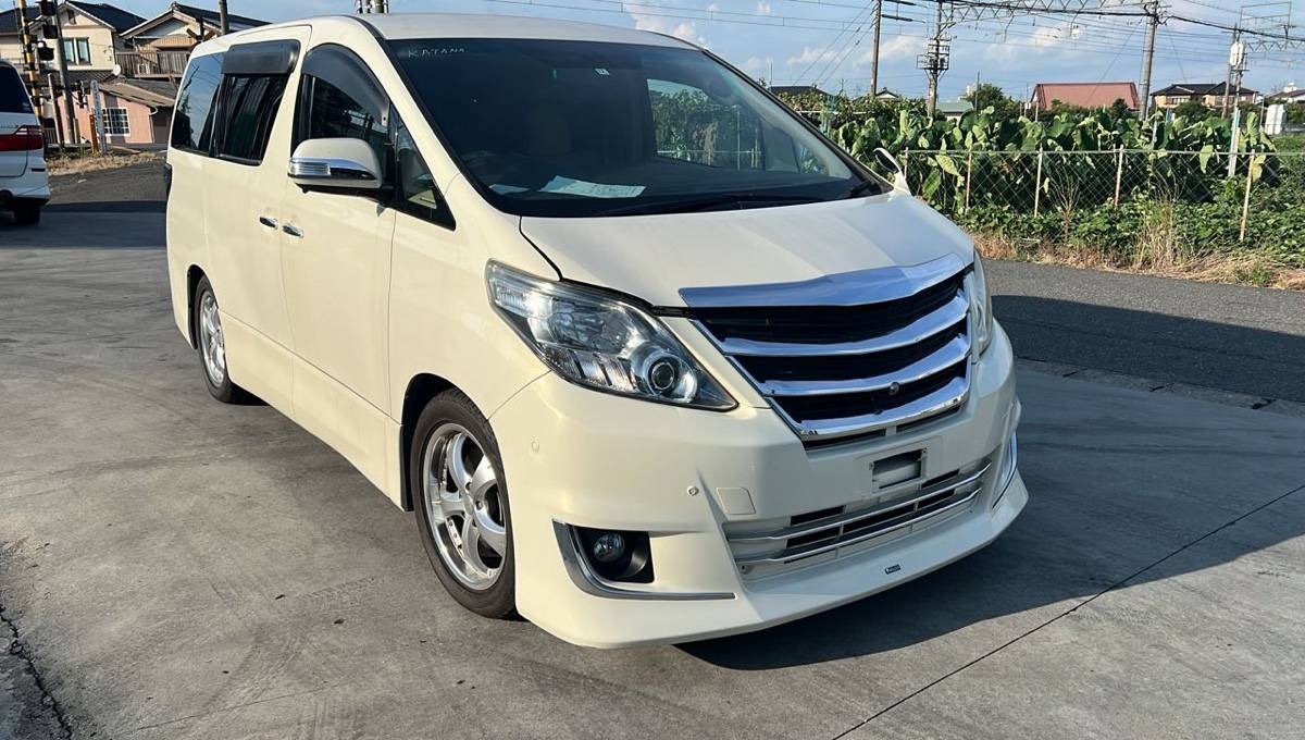 фара - Toyota ALPHARD