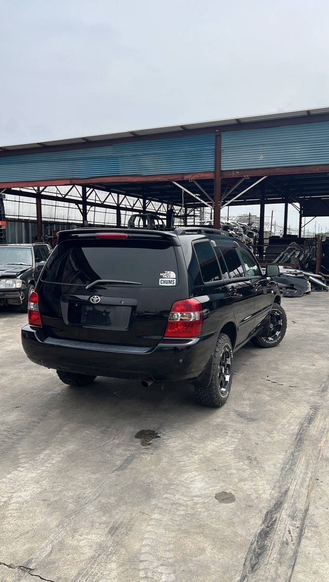 задний фонарь - Toyota KLUGER