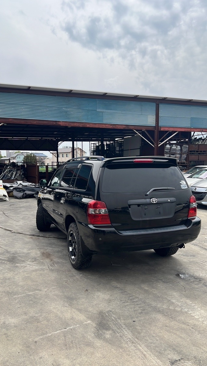 задний фонарь - Toyota KLUGER