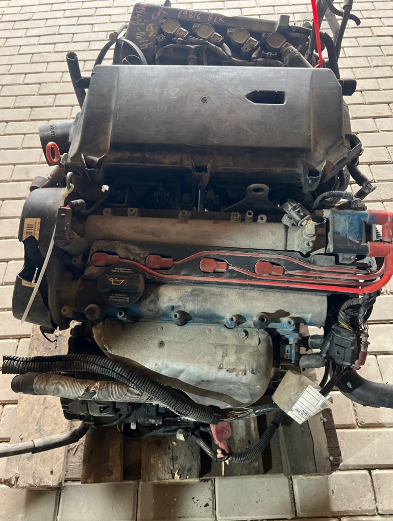 Двигатель - Volkswagen POLO